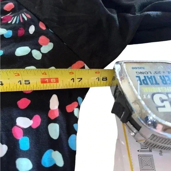 Lularoe Black XXS baseball style Randy T-shirt. NWT . 3/4 sleeve - Picture 7 of 7